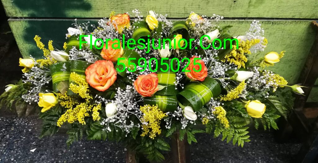 CORONAS FUNEBRES DE FLORES NATURALES ARREGLO FLORAL FUNEBRE angeles funebres cruces funebres ofrendas funebres ramos de flores funebres florales funebres servicios funebres para funeral para funeraria para difunto para muerto ofrendas funebres detalles funebres flores funebres floristeria floreria funebres CON ENVIO A DOMICILIO